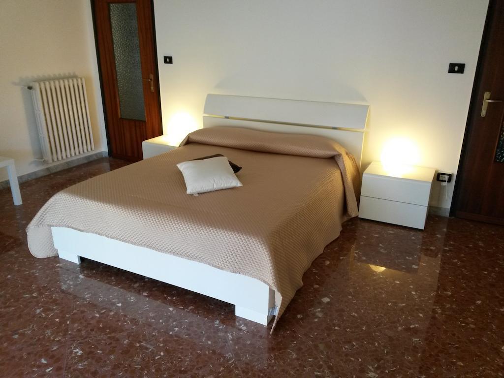 B&B Musica E Mare Monopoli Δωμάτιο φωτογραφία