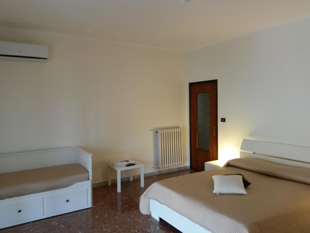 B&B Musica E Mare Monopoli Δωμάτιο φωτογραφία